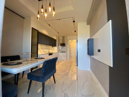 Yenişafak Mah. Hamam-sahuna-havuz-spor Salonlu 3+1 210m2 Lüxs Dairelerimiz