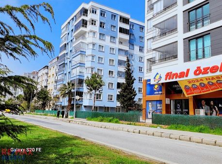 Re/max Erol Ünlü'den Atakentte Tramvaya Cephe Satılık 3+1 Daire