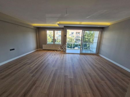 Aksoy Yunuslar Sahile Yakın 3+1 Full Tadilatlı Arakat Mkd Emlak