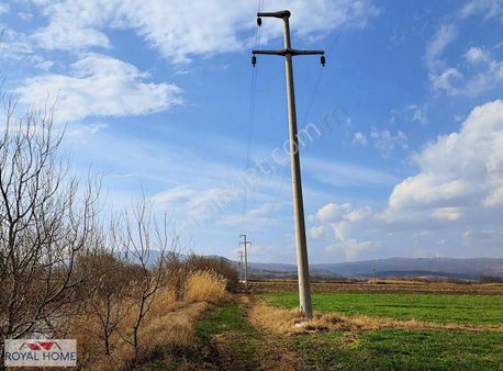 Elektrik Ve Suya Yakın Köye 1,5 Km. Mesafede Yatırımlık Cazip