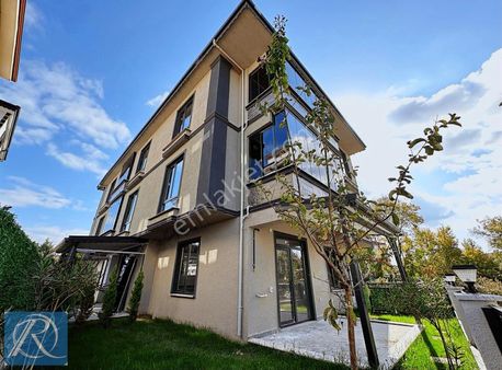 Karasu Plaj Merkezde Ara Kat Birinci Sınıf İşçilik Sıfır Daire