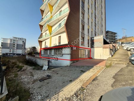 Metsa'dan Acedemia Tower Altında 130 M2 Satılık Dükkan