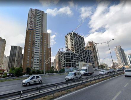 Solar Kent Sitesinde 2 Oda 1 Salon Ebeveyn Banyolu Daire