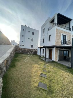 Bodrum Gündoğan Kizilburunda Satılık 3+1 Tripleks Müstakil Villa