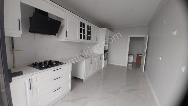 Ekşioğlu 'dan Tekirdağ Süleymanpaşa Atatürk Mahallesi Satılık Daire 3+1