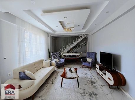 Tavas Yaka Mahallesi'nde 5+1 Villa