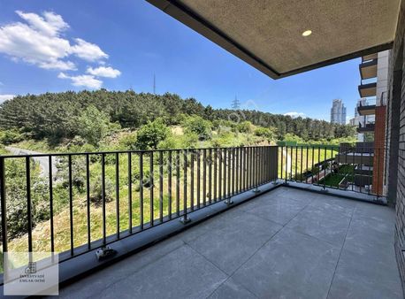 İnvestvadi De Orman Manzaralı Satılık 4+1 Vadistanbul Maslak