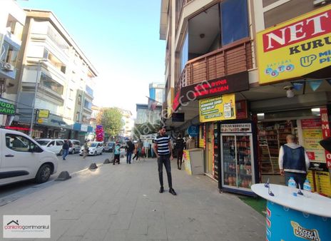 Aşık Veysel Cadde Üzeri Satılık Köşe Dükkan