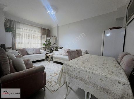 Cumhuriyet Mahallesın'de 2+1 Krediye Uygun 90m2 Daire