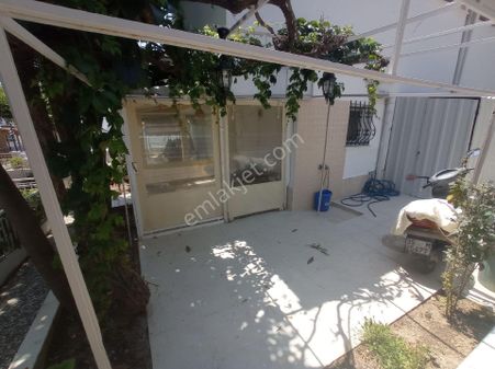 Denize Yürüme Mesafesinde Kiralık Villa
