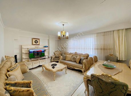 Şemsipaşanın Merkezinde İçi Yapılı Ferah Satılık Arakat Daire!!!