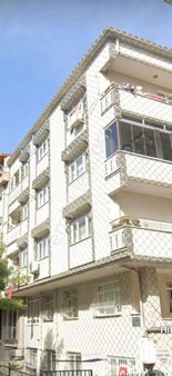 Metrobüse 2 Dk M.k.paşa Hilal Sk Ta 3+1 Daire