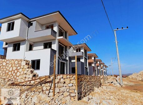 Profasor Dan Kestel Soğuksu Köyü Villa İmarlı 300 M2 Arsa