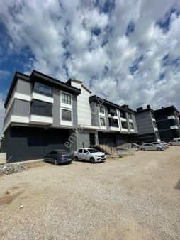 Mete Konakları Yanı Satılık 3+1 Çok Geniş Arakat Daire