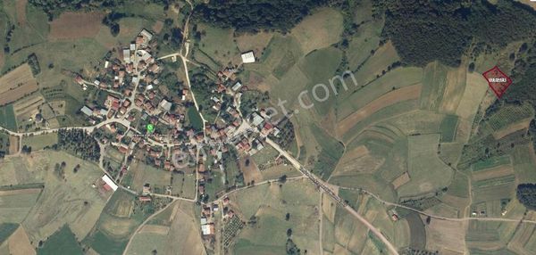 İzmit Yenice'de Gişelere Ve Köye Yakın Satılık Tarla