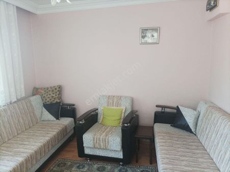 Barış Emlak'tan Temenyerinde Tek Katlı Müstakil Ev