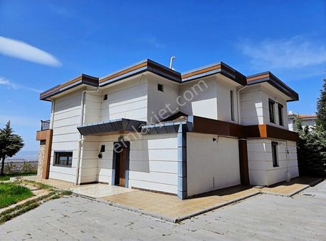 The Duru Team - Hisarcık'ta Ful Şehir Manzaralı 4+1 Gerçek Villa