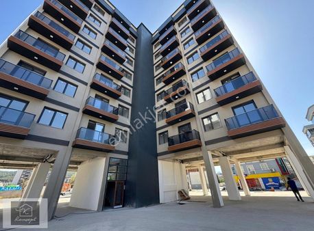 Konsept'den Metro Karşısında-balkonlu-sıfır 1+1 Satılık Daireler