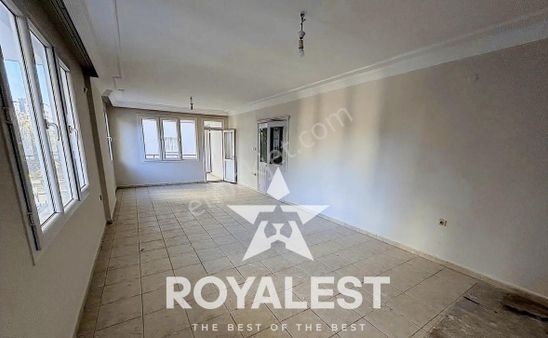 Royalestten Kapalı Mutfak Her Kat Tek Daire Ekstra Geniş Fırsat