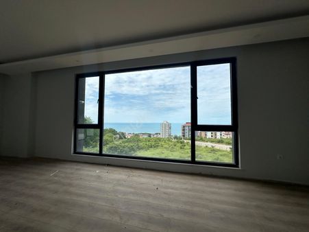 Karayel Gayrimenkulden Bayrama Özel Gölevinde Fırsat 3+1 Daire