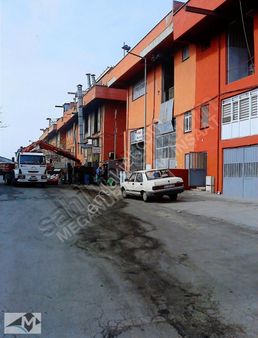 İkitelli Organize Sanayi Pik Dökümcülerde 1000 M2 4 Katlı
