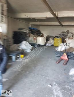 İkitelli Organize Sanayi Bölgesinde 550 M2 Üç Katlı Müstakil