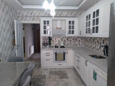 Karaköprü Güzel Sehirde 5+3 Düpleks Terası Konum Olarak İyidir