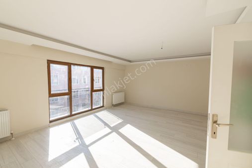 Kültür Mah. Becerikli Sokak Yeni Binada 4+1 Dubleks Satılık Konut