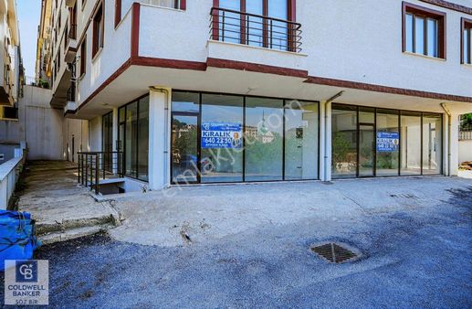 Çekmeköy Merkez Mah Kiralık Daire Bağlantılı Dükkan Depo