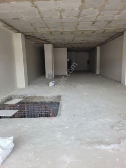 Cansu Emlak 180 M Zemin 50 Metre Bulvar Üzeri Satılık İşyerı