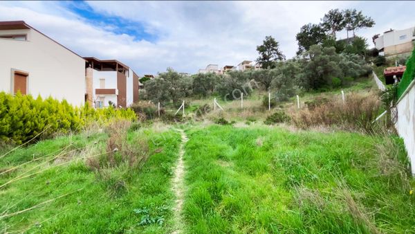 Kuşadası Kadınlar Denizi'ndevilla İmarlı Satılık Arsa