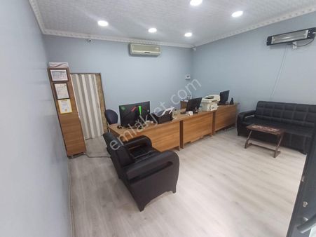 Zeytinburnu Nuripaşa Mh'de Caddeüstü 72m² Düzgiriş Satılık Dükkan Osmanlı Emlak