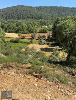 Muğla'da Denizek Kıyısı Olan Köyde 1.800 M2 İmarlı Arsa