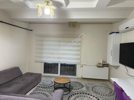 Karşıyaka Da Kiralık 1+1 Eşyalı Daire