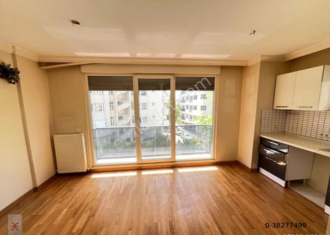 Göztepede Marmaraya Yürüme Mesafesinde Yeşillikler İçerisinde 2+1