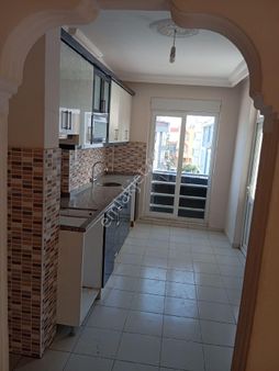 Tramvaya Çok Yakın Ebeveyn Banyolu Katta 3+1 Daire