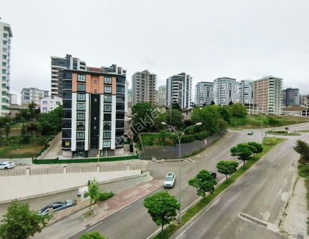 Canik Hasköy Bulvar Vadi Yolu Üzerinde 5. Kat Kiralık 3+1 Daire