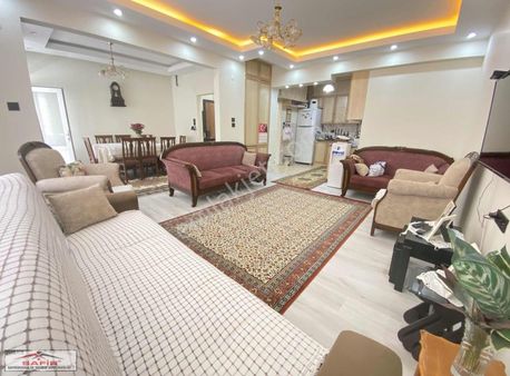Safir'den Satılık Arakat Merkezi Konumda Geniş 2+1