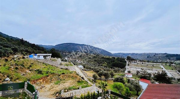 Buca Kırıklarda Manzaralı Satılık Arsa