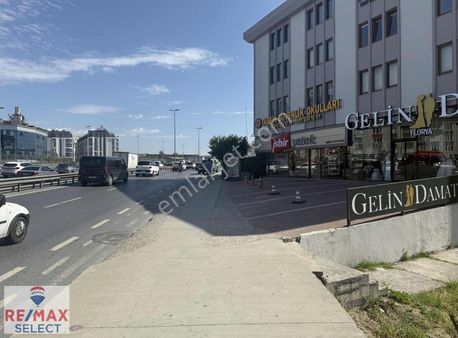 E5 Üzerinde Florya İş Merkezinde 330 M2 Satılık Ofis