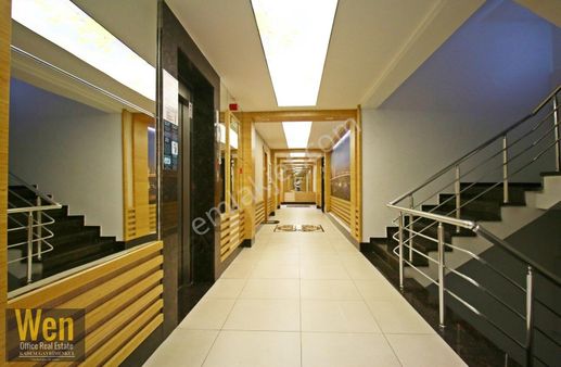 Beylikdüzü Adnankahvecide Geniş Ultra Lüks 2+1 Satılık Daire