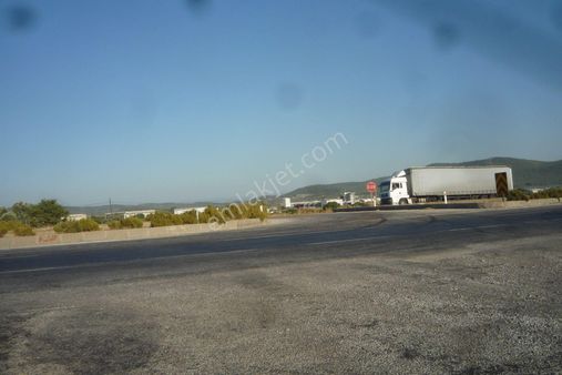 İzmir Torbalı Gold Emlaktan Satılık Kıymetli Tarla