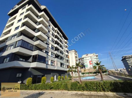 Alanya Avsallarda Deniz Manzaralı 2+1 Havuzlu Daire