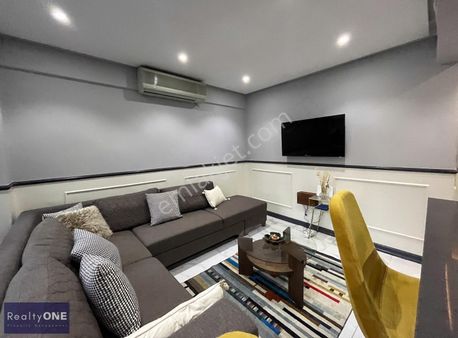 R-one Cihangir'de Airbnb'ye Uygun Eşyalı 1+1 Satılık Daire-eng
