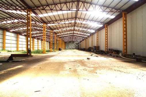 Kiralık Fabrika 3000m2 İki Hol 8m Yükseklik Keskin Osb Kırıkkale