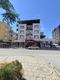 Turyap Bucadan Çamlıpınarda Satılık Komple Bina