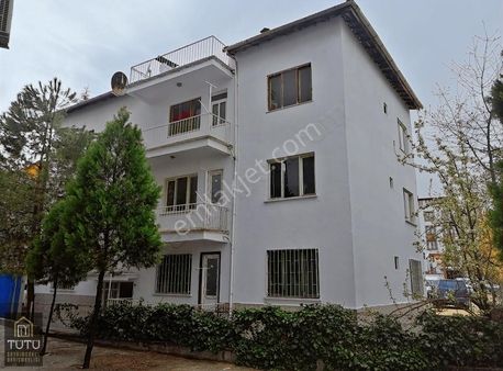 Uşak Merkez İslice Mah. 444 M2 Ticari İmarlı Satılık Arsa