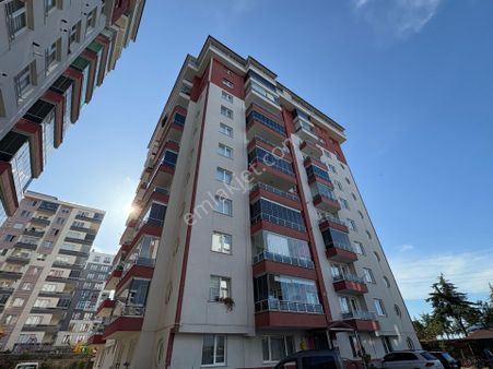 Delta Gayrimenkul'den Piraziz Yeni Mahalle'de 3+1 Satılık Daire