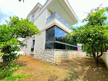 ▶ ▶ Akçay Körfez'den Konumuyla Ayrıcalıklı 3+1 Muhteşem Villa