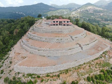 Alanya Gözübüyük Mahallesinde Satılık Taş Duvar Otel